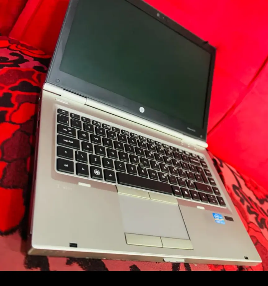 HP Elitebook 8460p - Mid-range performance PC for developers, designers, students, and creative professionals